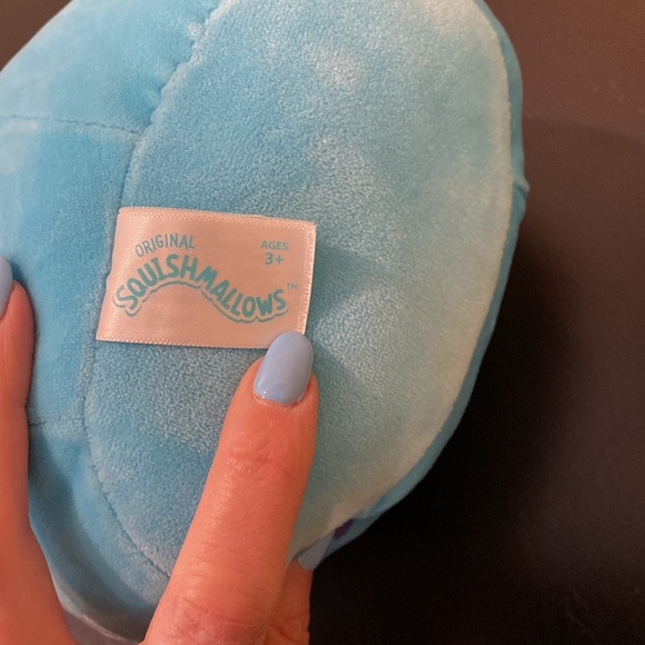 Evil Eye Squishmallows, Gisla the Blue Hamsa Hand, 8” - Picture 5 of 6